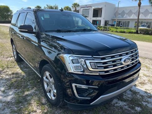 Used 2021 Ford Expedition Limited RWD image 3