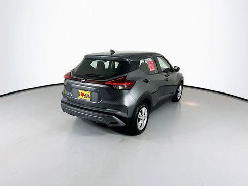 Certified 2024 Nissan Kicks S image 9