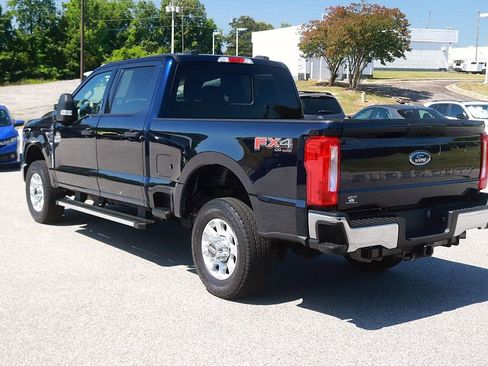 Used 2024 Ford F250 XLT w/ FX4 Off-Road Package AWD/4WD image 5