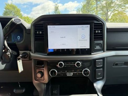 New 2025 Ford F150 XLT w/ Equipment Group 301A Standard image 13