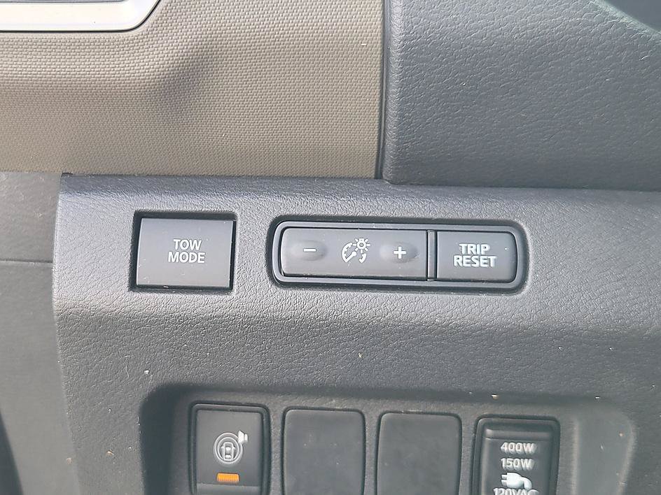 Certified 2022 Nissan Frontier SV RWD image 23