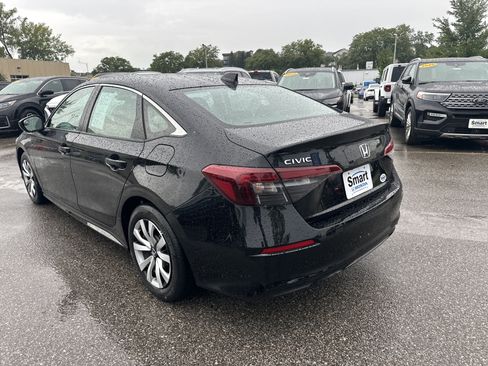 Certified 2025 Honda Civic LX image 5