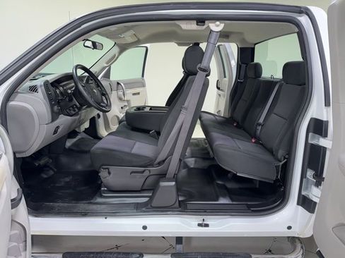 Used 2013 Chevrolet Silverado 2500 W/T RWD image 5