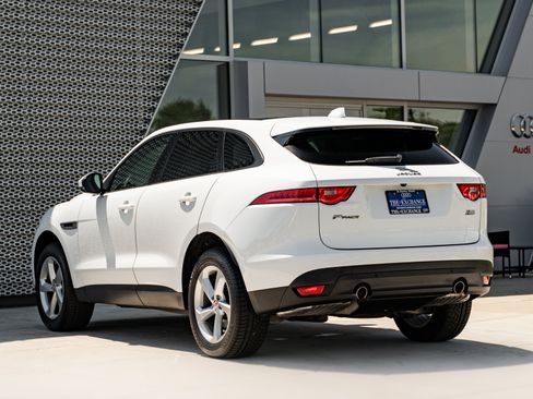 Used 2017 Jaguar F-PACE Premium AWD/4WD image 5