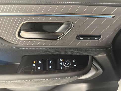 Certified 2026 INFINITI QX80 Autograph w/ Premium Cargo Package image 18