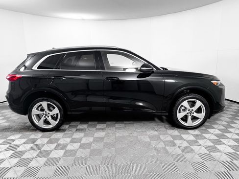 New 2025 Audi Q5 Premium w/ Convenience Package image 8