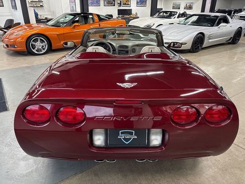 Used 2003 Chevrolet Corvette Convertible w/ Preferred Equipment Group1 image 12