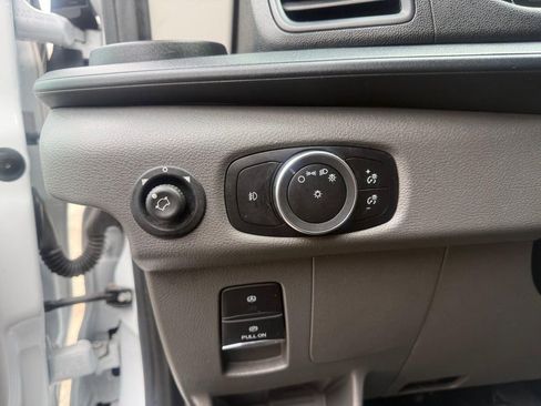 Used 2024 Ford Transit 250 Low Roof w/ Exterior Upgrade Package RWD image 13