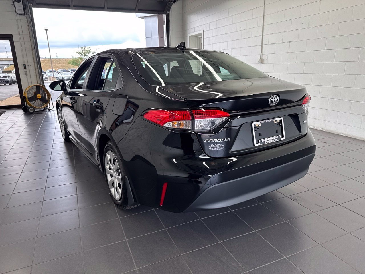 Used 2026 Toyota Corolla LE FWD image 6