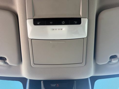 Used 2024 Nissan Rogue S AWD/4WD image 42