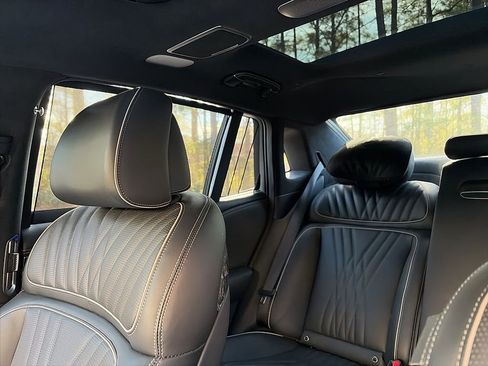 Used 2023 Genesis G90 3.5T image 6