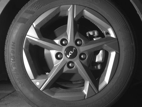Used 2025 Kia K4 FWD image 13