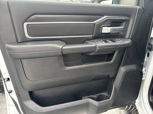 Used 2025 RAM 3500 Big Horn image 16