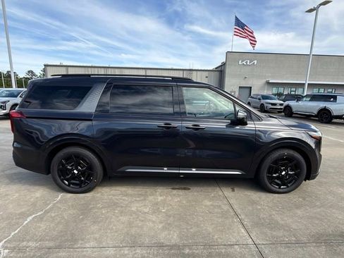 New 2026 Kia Carnival SX FWD image 9