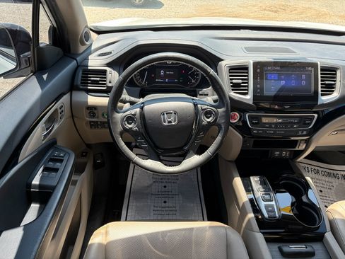 Used 2020 Honda Ridgeline RTL-E image 9