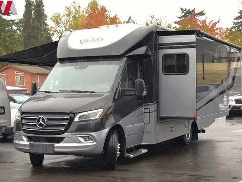 Used 2019 Mercedes-Benz Sprinter 170 image 12