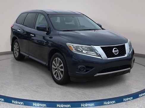 Used 2015 Nissan Pathfinder S AWD/4WD image 4