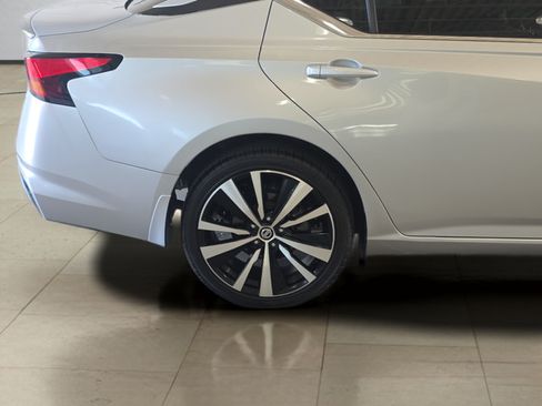 Used 2019 Nissan Altima 2.5 SR w/ SR Premium Package AWD/4WD image 30