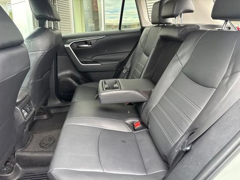 Used 2023 Toyota RAV4 XLE Premium AWD/4WD image 37
