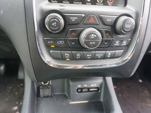 Used 2016 Dodge Durango Limited w/ Nav & Power Liftgate Group RWD image 12