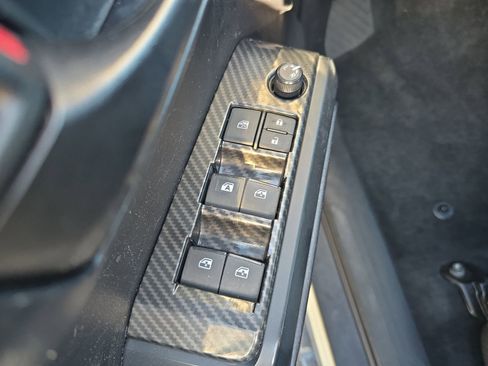 Used 2020 Toyota Tacoma SR image 14