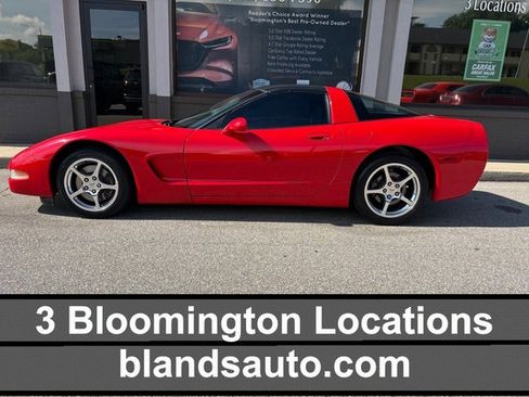 Used 2003 Chevrolet Corvette Coupe w/ Preferred Equipment Group RWD image 1