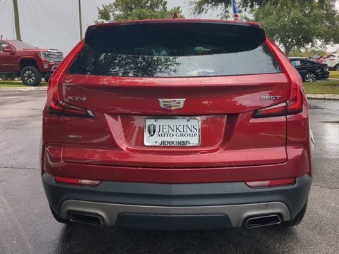Used 2020 Cadillac XT4 Premium Luxury image 5