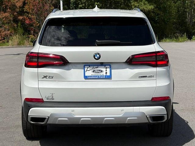 Used 2020 BMW X5 sDrive40i w/ Premium Package RWD image 4