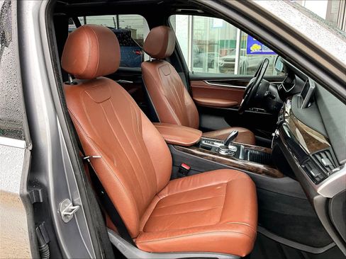Used 2017 BMW X5 xDrive35i image 11