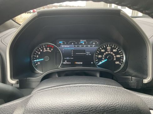 Used 2018 Ford F150 Lariat image 13