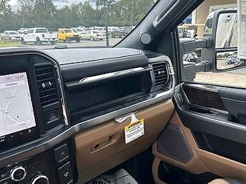 New 2025 Ford F350 Lariat w/ Lariat Ultimate Package AWD/4WD image 27