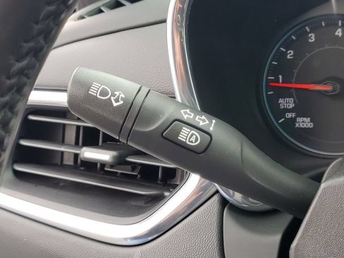 Used 2022 Chevrolet Equinox LT FWD image 11