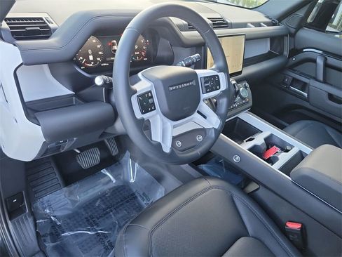 Certified 2025 Land Rover Defender 110 S image 24