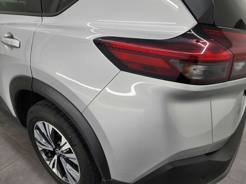 Used 2023 Nissan Rogue SV image 29