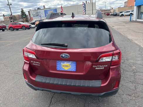 Used 2017 Subaru Outback 2.5i Limited AWD/4WD image 11