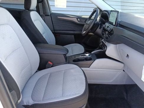 New 2026 Ford Escape Active w/ Cold Weather Package FWD image 29