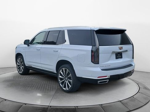 New 2026 Cadillac Escalade Luxury image 5