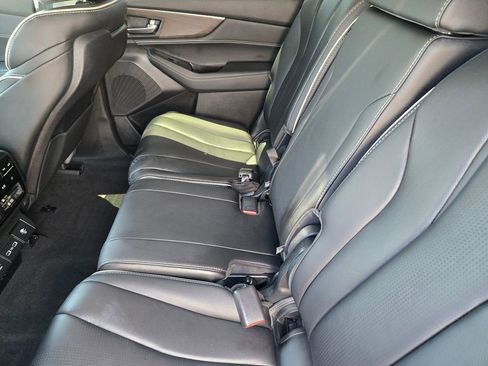 Used 2023 Acura MDX SH-AWD w/ Advance Package image 9