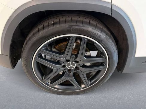 Certified 2022 Mercedes-Benz GLA 35 AMG 4MATIC image 7