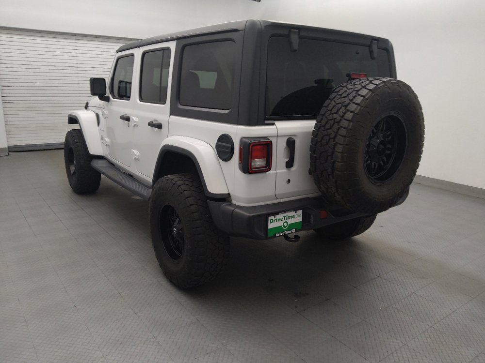Used 2019 Jeep Wrangler Unlimited Sahara AWD/4WD image 5