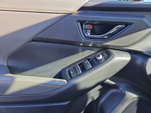 Certified 2025 Subaru Crosstrek 2.5i Limited w/ Popular Package #3A image 8