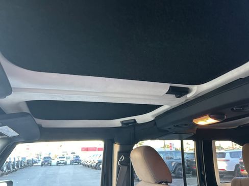 Used 2017 Jeep Wrangler Unlimited Sport w/ Quick Order Package 24S image 33