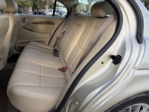 Used 2006 Jaguar S-TYPE 3.0 image 16