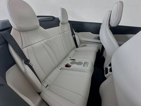 New 2026 Mercedes-Benz CLE 300 4MATIC Cabriolet image 27