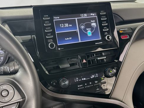 Used 2021 Toyota Camry SE FWD image 15