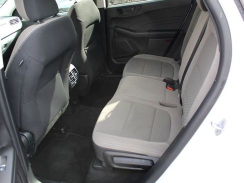 Used 2022 Ford Escape SE w/ Cold Weather Package image 14