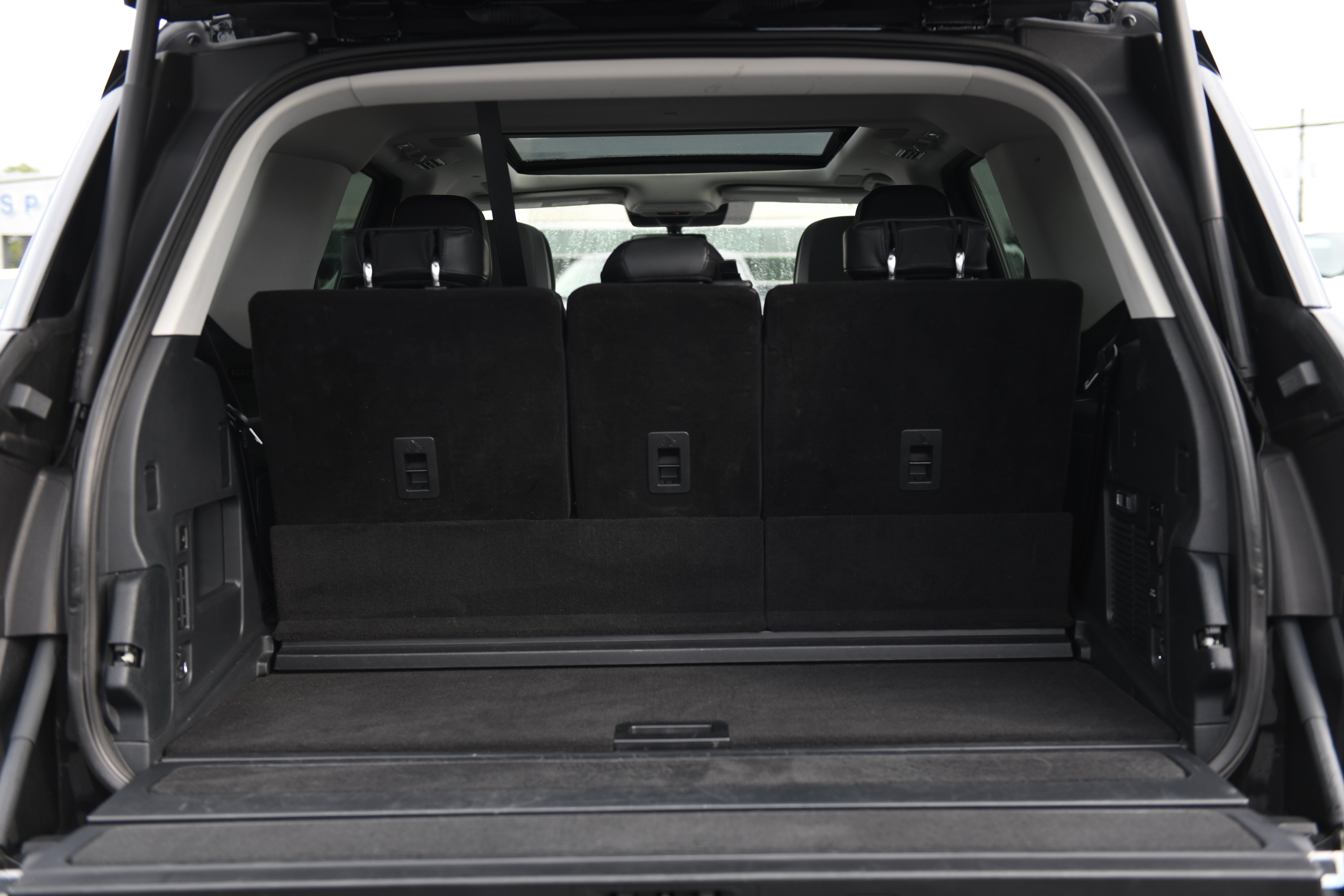 Used 2025 Lincoln Navigator Reserve AWD/4WD image 14