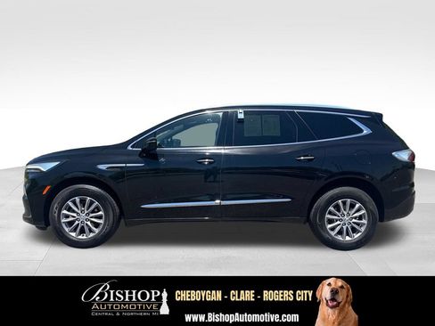 Used 2024 Buick Enclave Essence AWD/4WD image 8