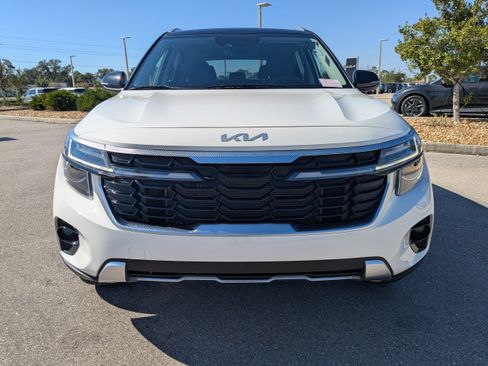 Used 2025 Kia Seltos S image 9