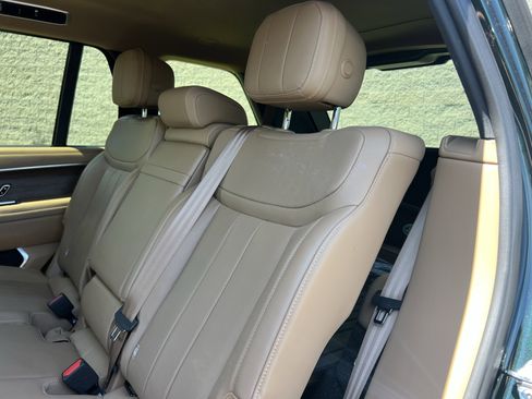 Certified 2025 Land Rover Range Rover Long Wheelbase SE image 31
